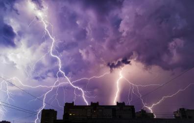 El aumento de los fenómenos meteorológicos extremos hace que la protección contra los rayos sea cada vez más importante