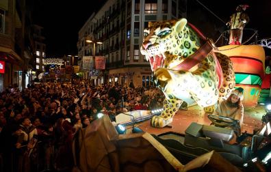 Cabalgata de Reyes Magos 2023 en Pamplona.