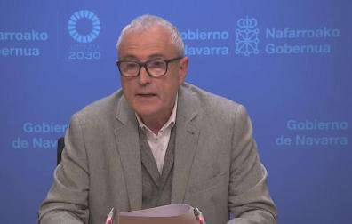 Carlos Artundo, director general de Salud del Gobierno de Navarra, este lunes en rueda de prensa