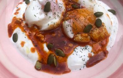 Es un jaleo de plato pero tan delicioso como colorido.