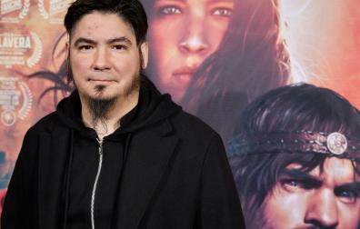 Paul Urkijo, director de Irati, acudió ayer al preestreno de la película en los cines Golem Baiona