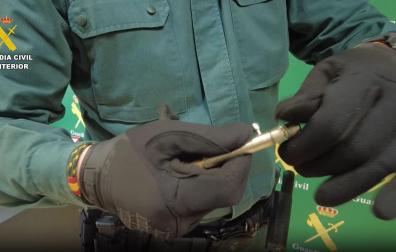 Boli pistola incautado por la Guardia Civil