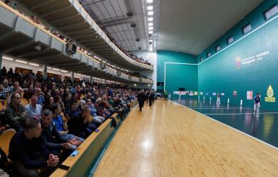 Imagen panorámica del Labrit en una de las semifinales Campeonato de Mano Parejas.