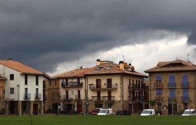 La localidad de Urroz Villa, a la que está ligado el linaje de los Urroz