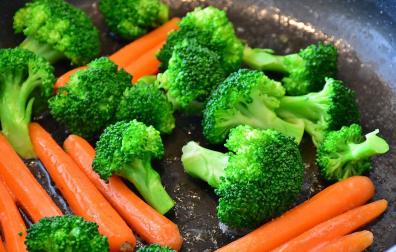 Imagen de archivo de un plato de comida vegano