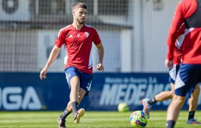 Iker Muñoz, en un entrenamiento reciente con el primer equipo
