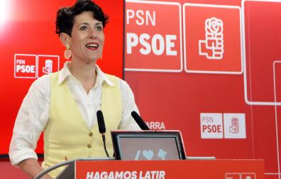 Elma Saiz, durante la presentación del programa del PSN para Pamplona