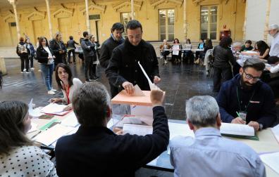 Desarrollo de las elecciones sindicales en la Administración foral de Navarra, en el INAP