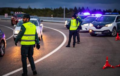 Imagen de archivo de un control de la Guardia Civil
