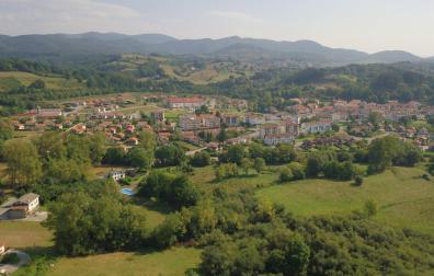 Panorámica del centro urbano de Lekunberri.