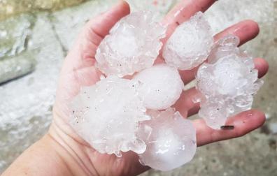 Tamaño del granizo caído este martes