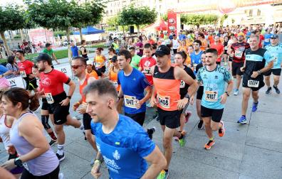 Fotos de La Media San Fermín 2023.