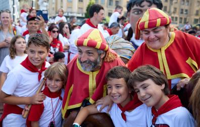 Fotos de la Comparsa de Gigantes y Cabezudos este domingo, 9 de julio.