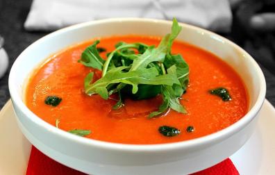 El gazpacho se convierte en receta estrella durante el verano
