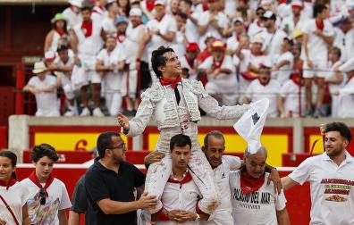 Imágenes de la quinta corrida de la Feria del Toro 2023 el 11 de julio
