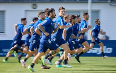 A: J.P. Urdíroz
F: 20-07-2023
P: Ruben Garcia, Javi Martínez
L: Pamplona
T: Instalaciones de Osasuna en Tajonar. Futbol. Entrenamiento Primer Equipo.