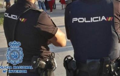 Agentes de la Policía Nacional
