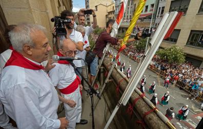 Fotos del cohete de fiestas de Estella./