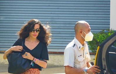 Silvia Bronchalo, a su salida de la cárcel de Koh Samui en Tailandia
