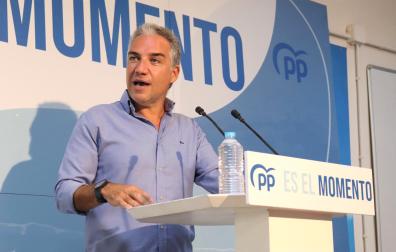 El coordinador general del PP, Elías Bendodo, en un acto en Estepona.

PP MÁLAGA

02/09/2023