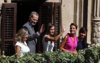 Imagen de la visita de los Reyes Felipe y Letizia a Pamplona con motivo del 600 aniversario del Privilegio de la Unión.