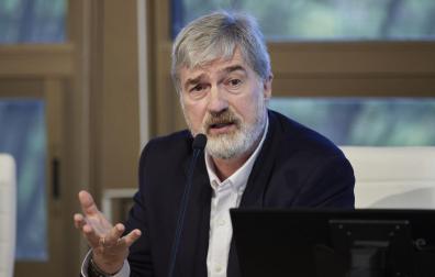 Alfonso Echávarri, director técnico del Teléfono de la Esperanza