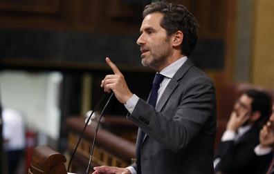 El diputado del PP Borja Semper interviene en el primer pleno del Congreso