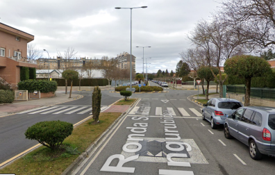 El accidente ha tenido lugar en la ronda de San Cristóbal, 96