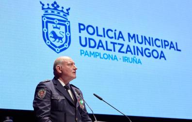 Fotos de los actos con motivo de la festividad de San Miguel, patrón de la Policía Municipal de Pamplona