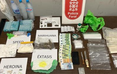 Drogas y material intervenido en la operación de Tafalla