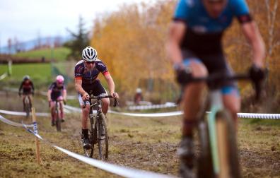 Participantes en el I Ciclocross Artica disputado este lunes, 4 de diciembre./