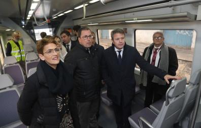 Chivite, Blanco y Santano, dentro del nuevo tren.