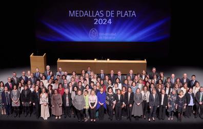 Foto de familia de los medallistas