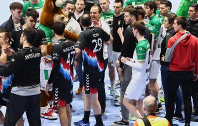 Reproches entre jugadores de Anaitasuna y Sinfin tras el partido