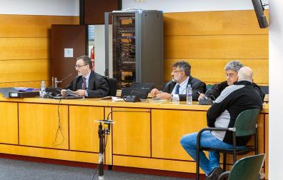 El acusado del crimen de Talla, durante la primera jornada del juicio en el TSJN