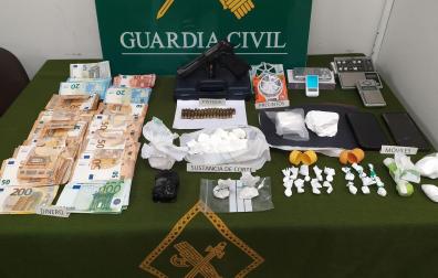 Material incautado en la operación