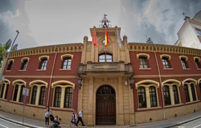 *A:MONTXO A.G.
*F: 2023-05-28
*L: ESTELLA-LIZARRA
*T: AYUNTAMIENTO
*P: