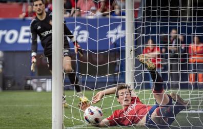 Fotos del Osasuna - Real Madrid de la jornada 29./