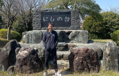 Imanol Arregui, técnico del Nagoya Oceans, en el parque Nishimodai de Japón