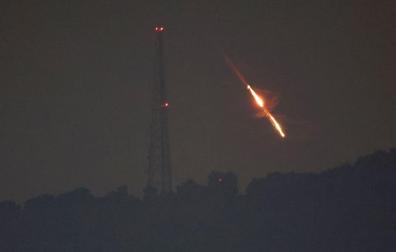 Imagen de drones o misiles iraníes acercándose a objetivos en lugares no revelados en el norte de Israel