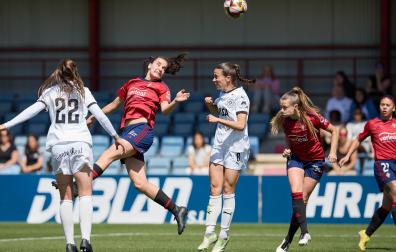 Osasuna Femenino en su partido contra el DUX Logroño