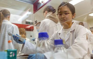 La Universidad de Navarra es primera de España en Orientación Internacional; y segunda en Enseñanza y Aprendizaje