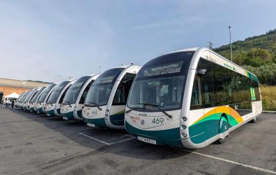Los diez autobuses cien por cien eléctricos que se integrarán en los próximos días a la flota del Transporte Urbano Comarcal