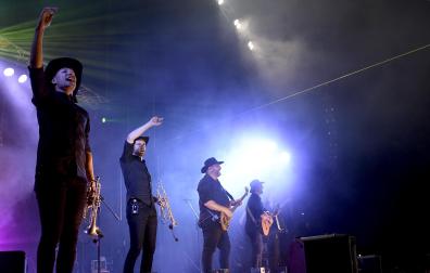 Fotos del concierto de Puro Relajo en Antoniutti en San Fermín.