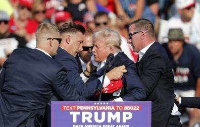 Imágenes del atentado contra Trump durante un mitin. |