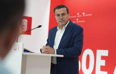 El secretario general del PSOE de Extremadura, Miguel Ángel Gallardo, en rueda de prensa en Mérida

PSOE DE EXTREMADURA

01/08/2024