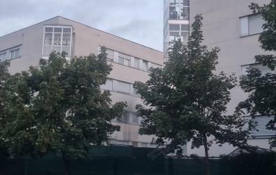 Bloque de viviendas en la calle San Juan de Dios en el que se produjo el incendio de un piso