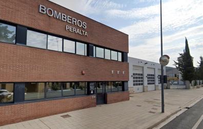 Exterior del parque de bomberos de Peralta