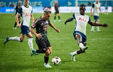 Bryan Zaragoza, en el último partido en Corea del Sur de pretemporada contra el Tottenham