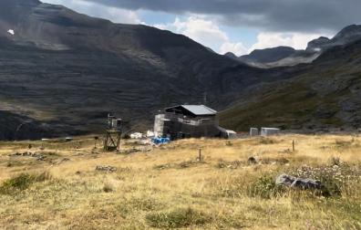 Vista del refugio de Góriz este lunes, 12 de agosto